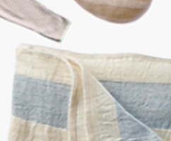 Список самых необходимых вещей для новорождённого на первое время: в роддом и домой